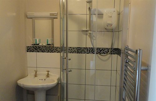 Farmyard Inn Бэйквэлл Экстерьер фото