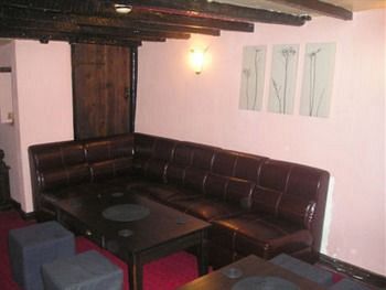 Farmyard Inn Бэйквэлл Экстерьер фото